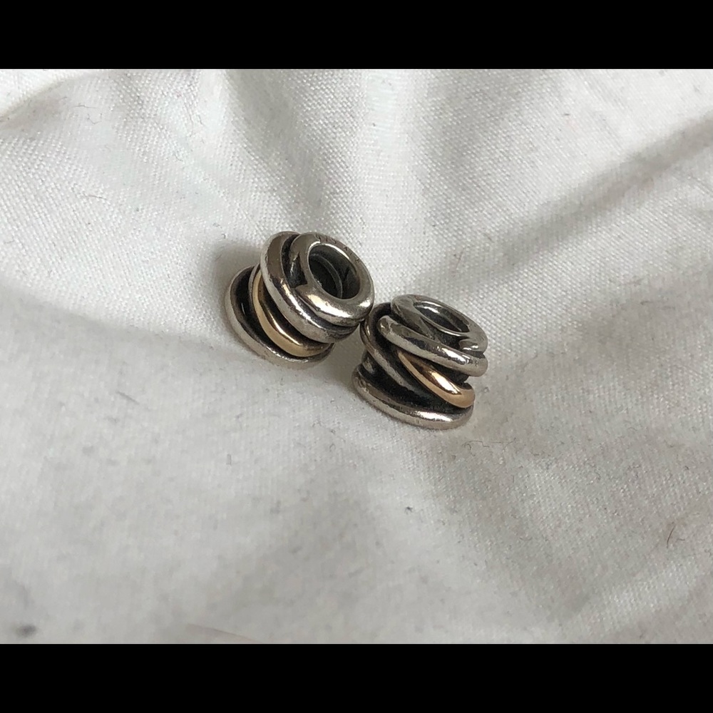 Pandora stoppers